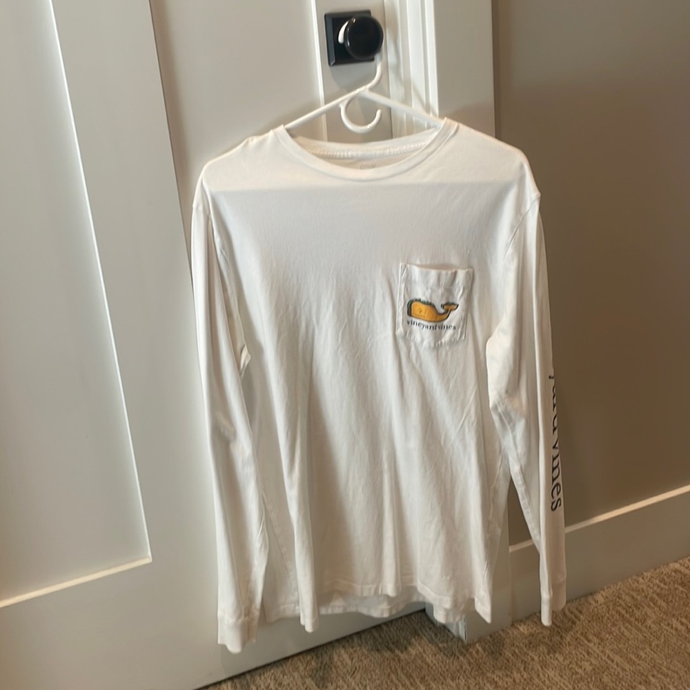 Vineyard Vines taco long sleeve M